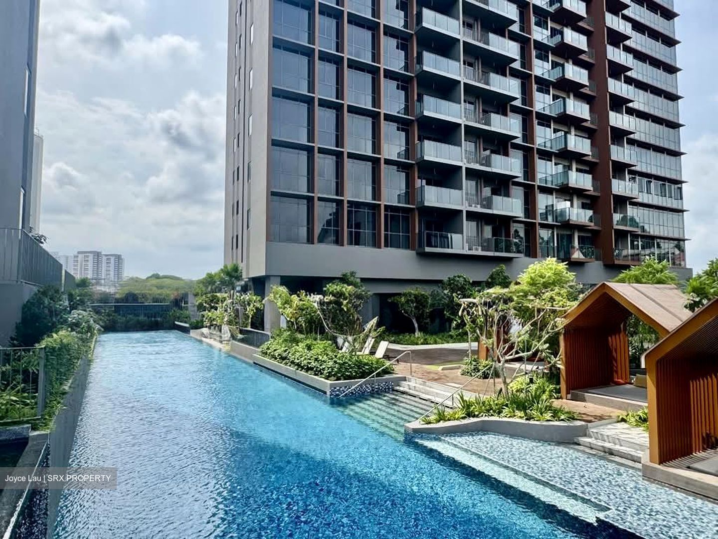 Amo Residence (D20), Apartment #557594651